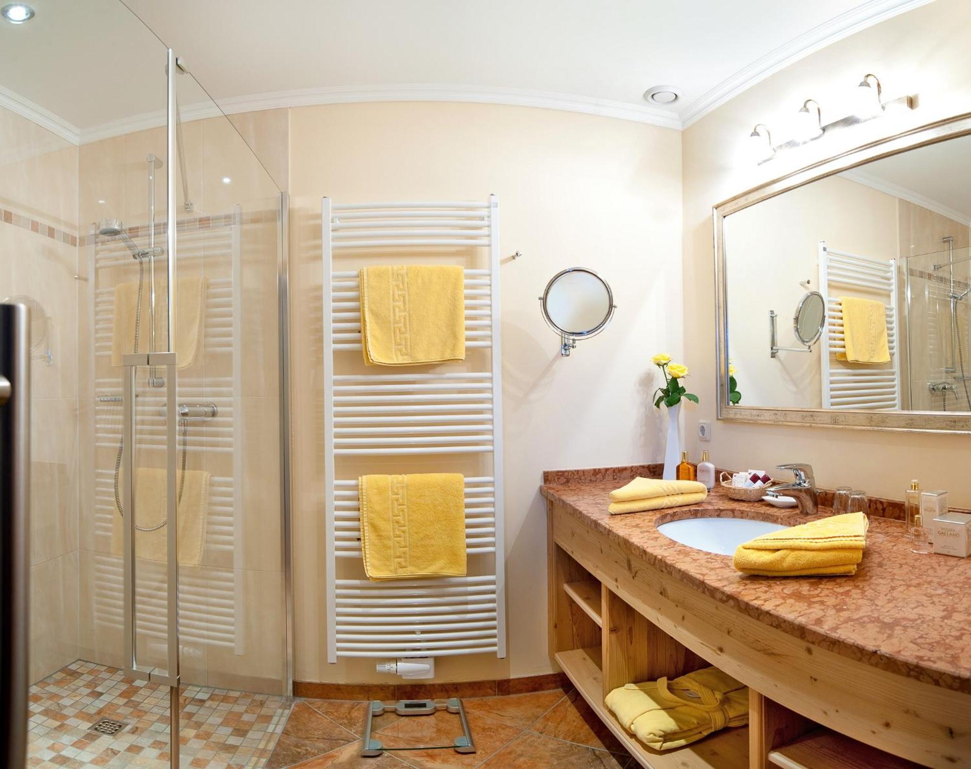 Standard Double Room,1539938428:JPEG